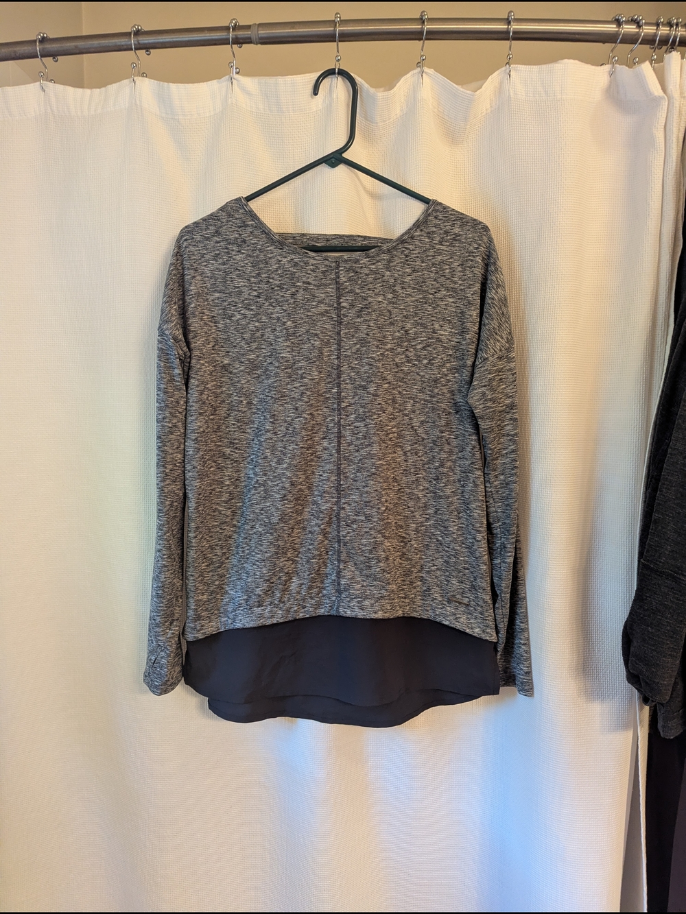 Mondetta Gray Layered-Look Long Sleeve Athletic Top Small
